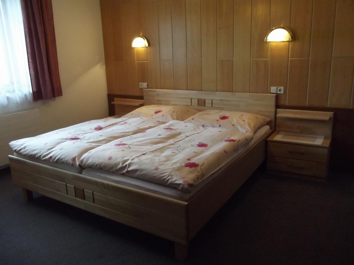 Haus Margit Apartment Kossen Bagian luar foto
